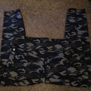 Fabletics active leggings.